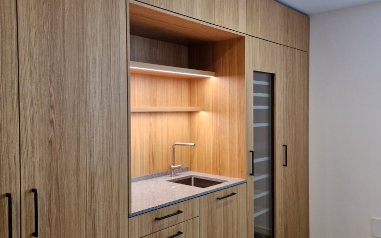 Moderne Küchen vom Küchenstudio und Schreiner